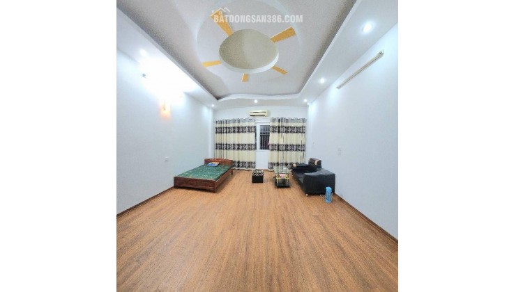  HIẾM – VỊ TRÍ VÀNG ĐỐNG ĐA